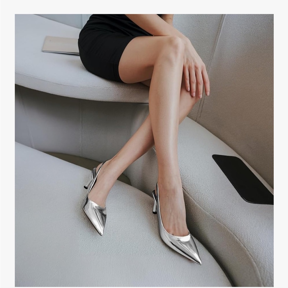 NWT Brand New Metallic Silver Kitten Heels Pumps Heels Holiday Looks